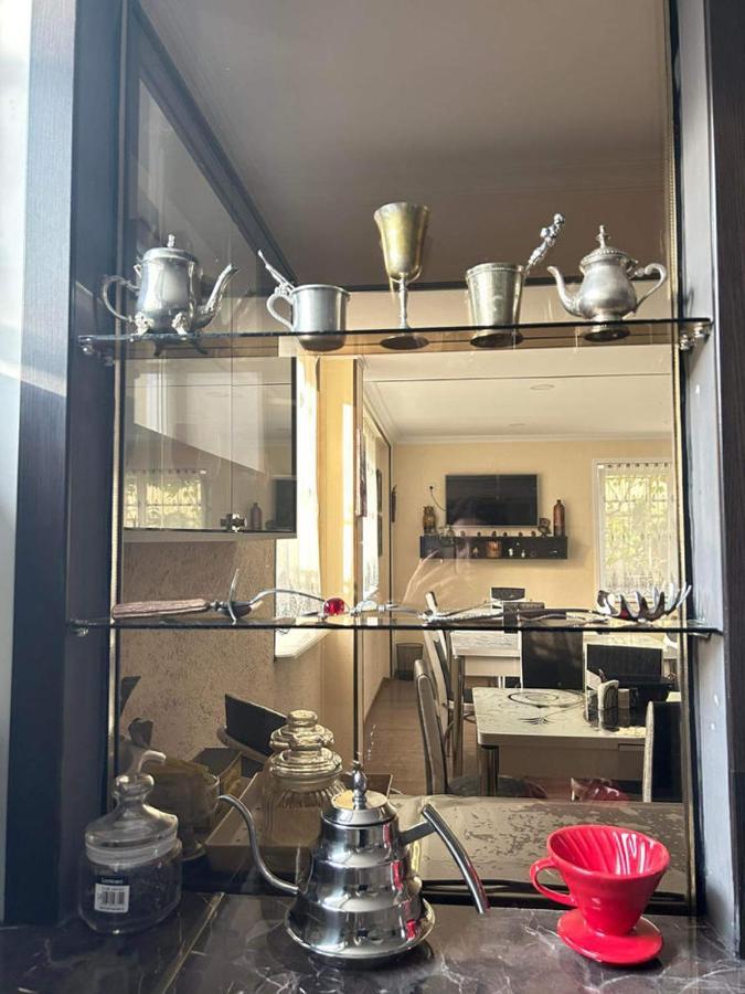 Telav Holl Hotell Telavi Exteriör bild